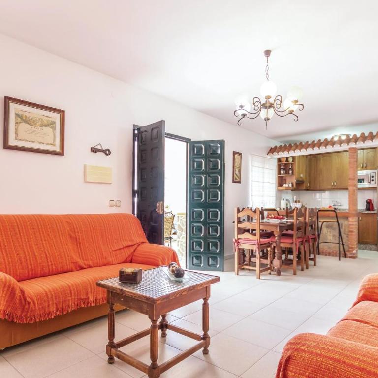Amazing Home In Torrox Costa With Wifi - Casa Vacacional de 3 dormitorios - 18