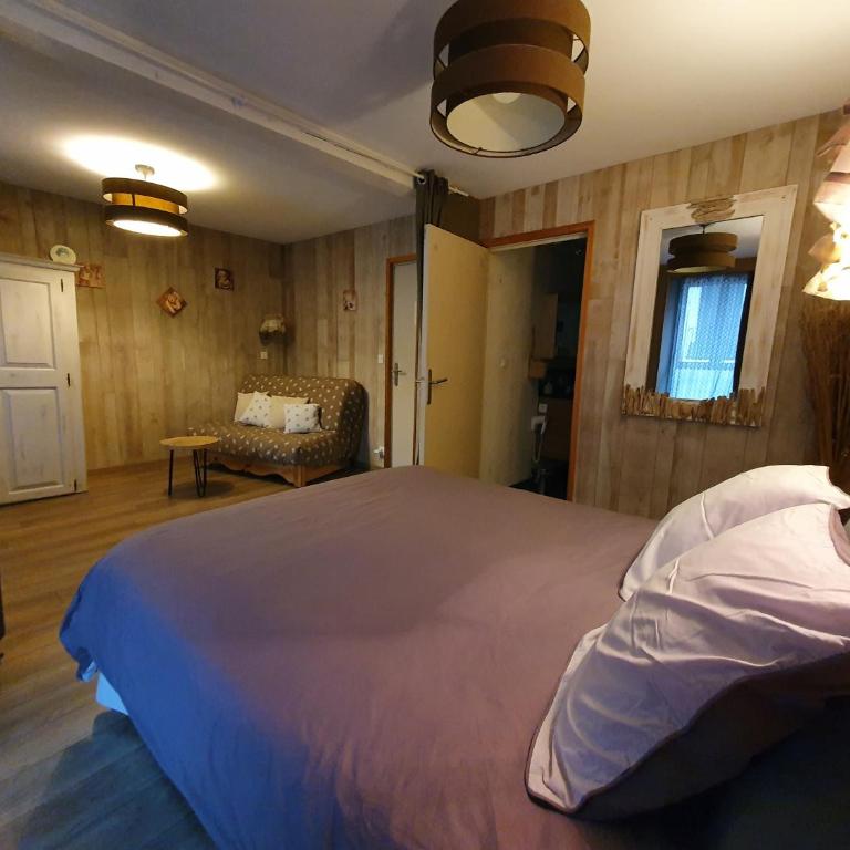 Le Patio de Luchon - Chambre Quadruple Confort - 19