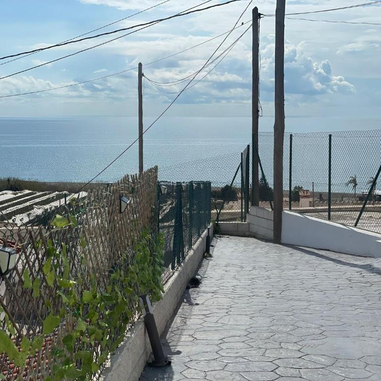 MONTE AZUL - Casa de 6 dormitorios - 24