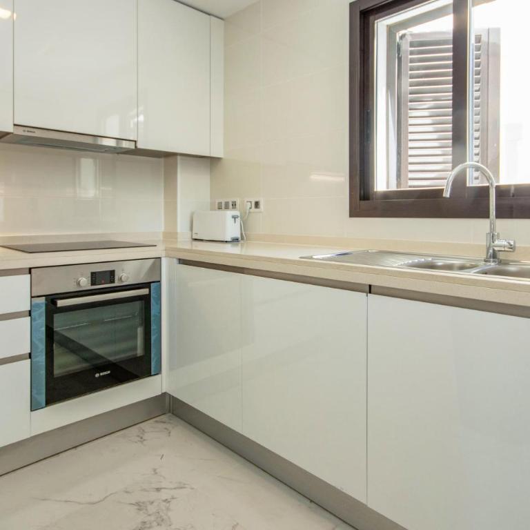 Awesome Apartment In Casares With Swimming Pool - Apartamento de 2 dormitorios - 6