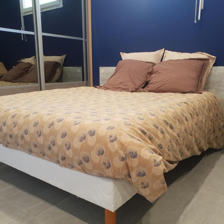 meublé au calme à 1 minute de la plage - Two-Bedroom Apartment - 2