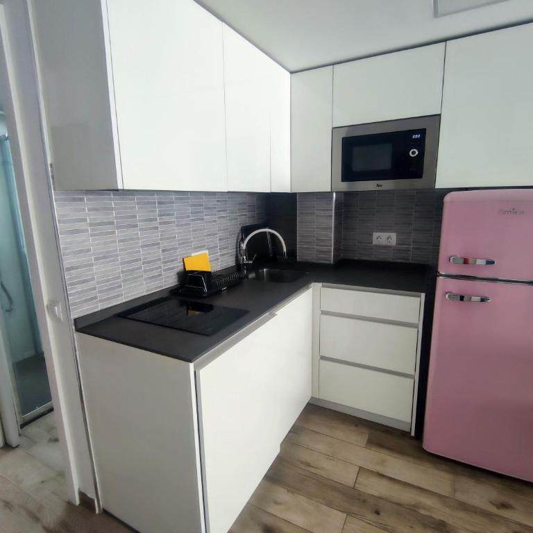 Beach Studio Torremolinos - Apartamento con vistas a la piscina - 13