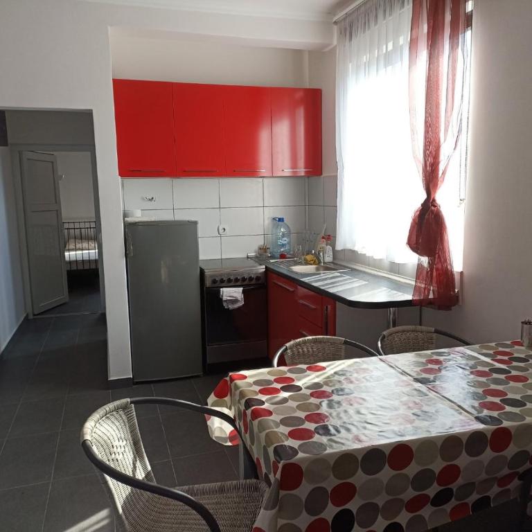 Yuriy apartments 1 - Klasična Četvorokrevetna Soba - 10