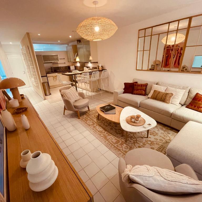 Nice Renting - PAGANINI - Spacious Apartment - 2 BedRooms - King Bed - Bathtub - Heart of Nice - Appartement 2 Chambres - 9