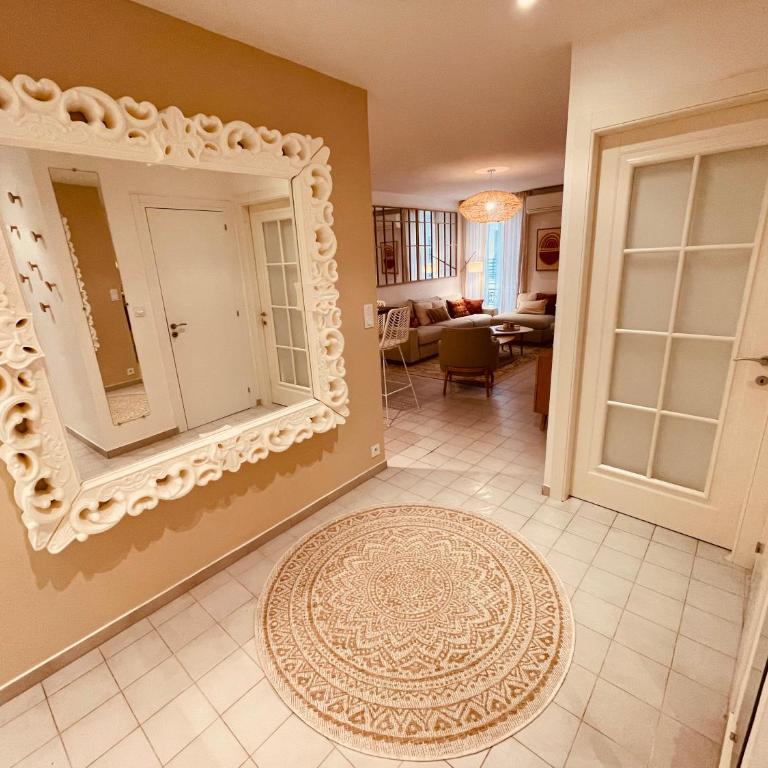 Nice Renting - PAGANINI - Spacious Apartment - 2 BedRooms - King Bed - Bathtub - Heart of Nice - Appartement 2 Chambres - 35