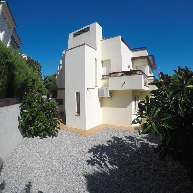 Preciosa casa con piscina de agua salada y aire acondicionado - Casa de 3 dormitorios - 41