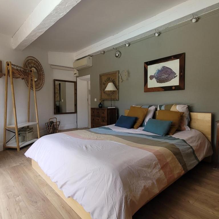Le Repaire de la Cadière à 5mn des plages ! - Maison 2 Chambres - 17