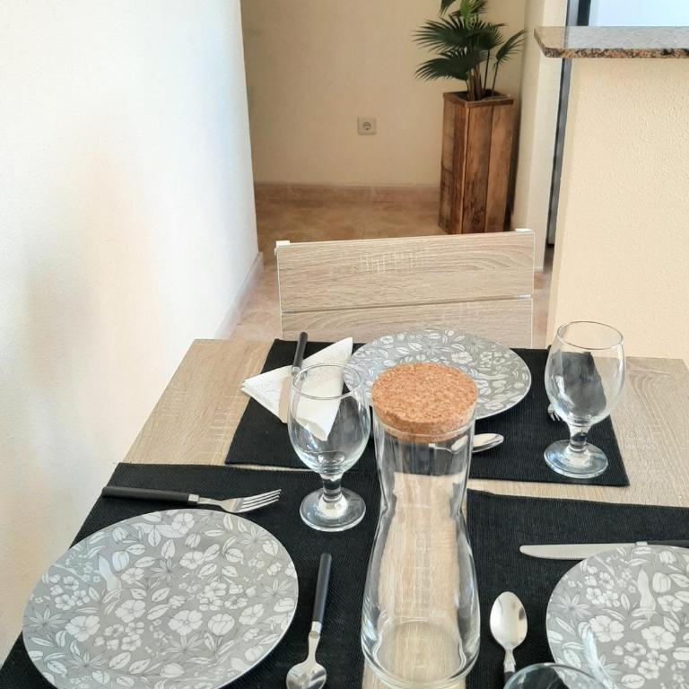 Precioso apartamento con ascensor a 80 metros del mar - One-Bedroom Apartment - 3
