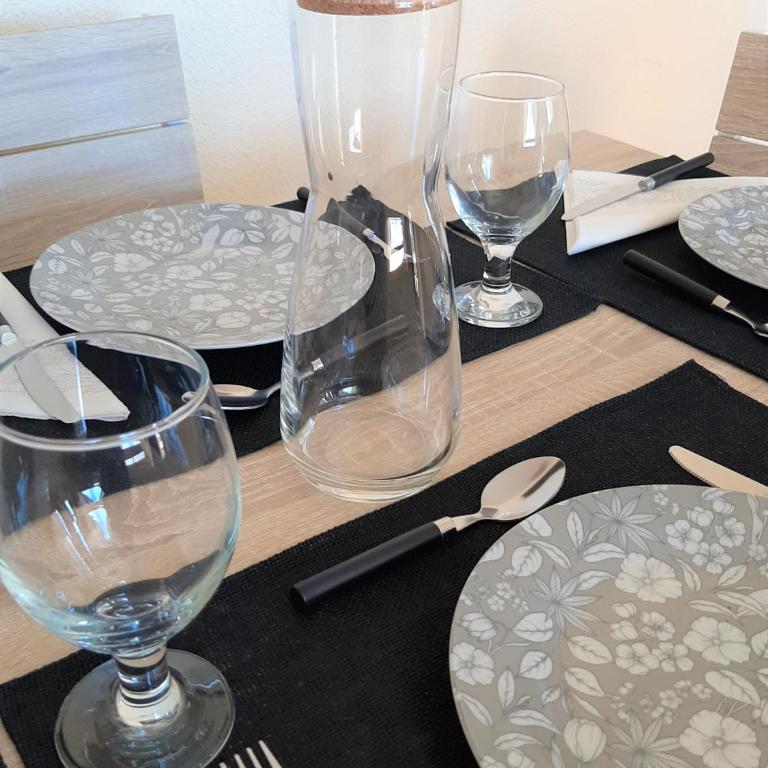 Precioso apartamento con ascensor a 80 metros del mar - One-Bedroom Apartment - 2