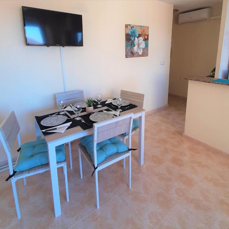 Precioso apartamento con ascensor a 80 metros del mar - One-Bedroom Apartment - 5
