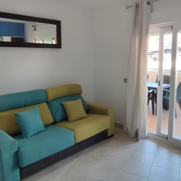 Apartamentos Cala Azul La Móra - Habitación Triple con terraza - 7