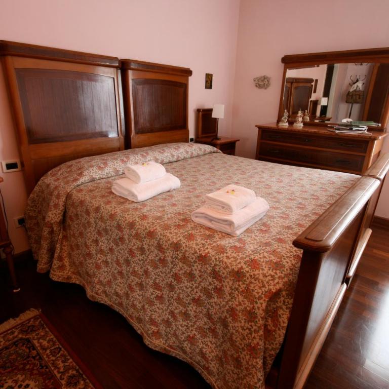 Corte Posta B&B - parcheggio e bagno in camera - ideale per Coppie, Soggiorni di lavoro, Viaggiatori interessati a arte e cultura - Camera Matrimoniale Standard - 3