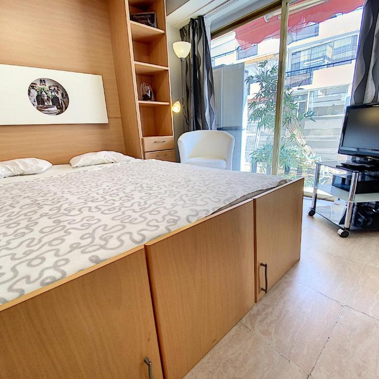 Imperial Croisette FER3417 studio - Estudio - 5
