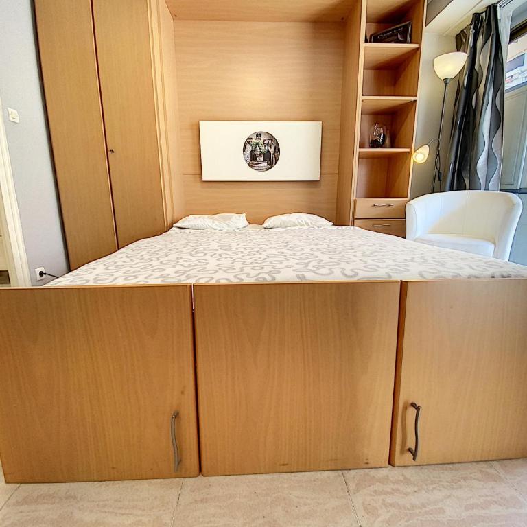 Imperial Croisette FER3417 studio - Estudio - 6