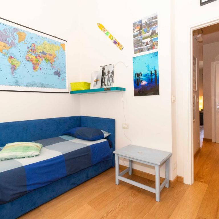 GuestHost - Charming apartment with parking! - Two-Bedroom Apartment - 22