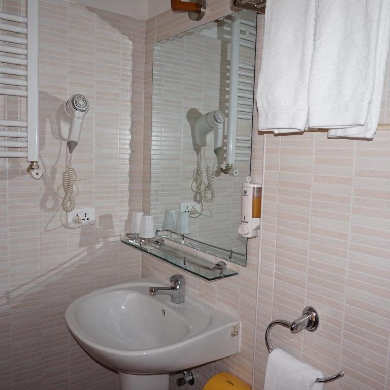 Hotel Filippo - Camera Tripla - 2
