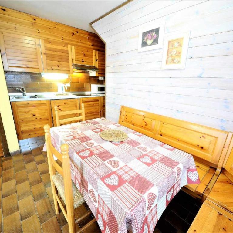 Baite Costaccia App 3 by Livigno Accomodation - Appartamento - Piano Terra - 4