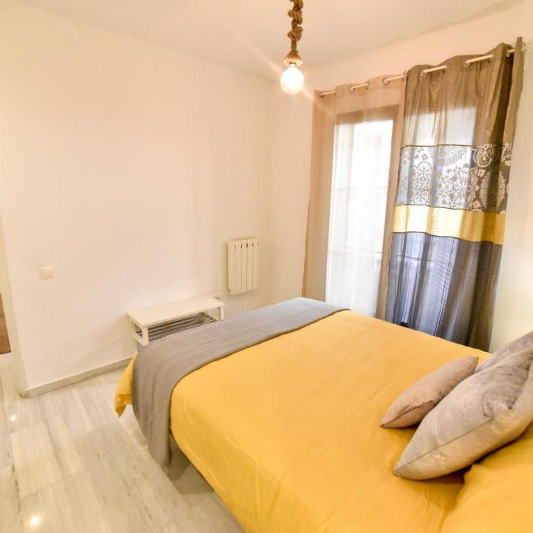 New! City Centre Apartment - One-Bedroom Apartment - 7