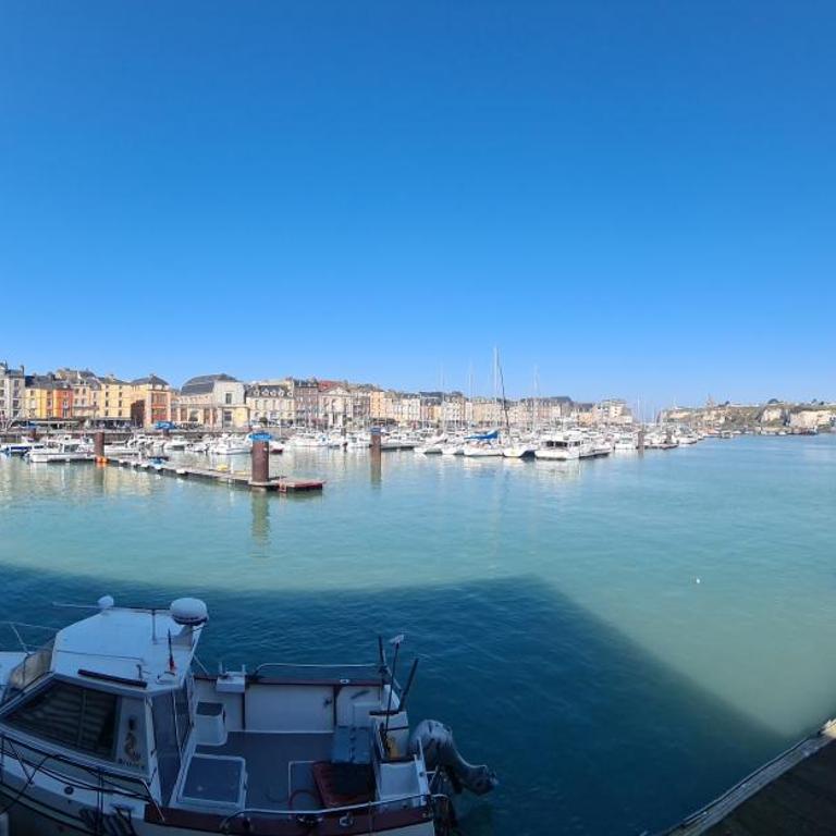 Quintessence By JPS Holiday, Splendide appartement au coeur de Dieppe - Appartement avec Douche - 36