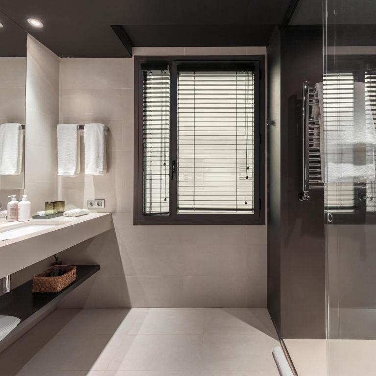 Hotel Casa Sagnier - Superior Double or Twin Room - 3