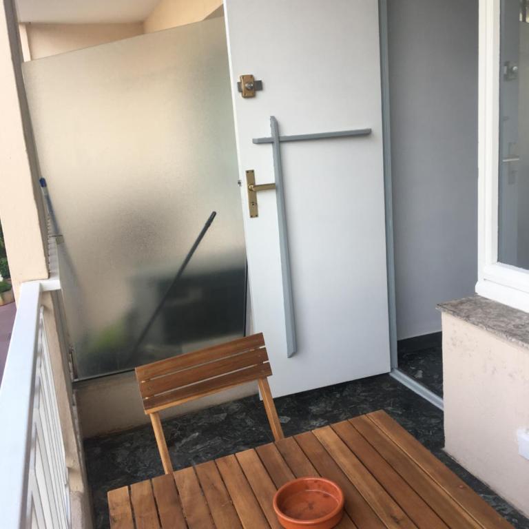 Cannes center terrace AC Wifi 200 m from sea behind Martinez - Apartamento Estudio con balcón - 9