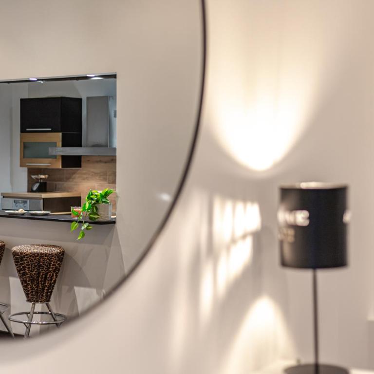 Agathae Luxury Apartament with Garden - One-Bedroom Apartment - 10