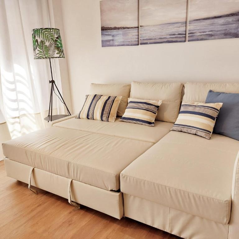 Doña Elvira Malasaña - Estudio con sofá cama - 11