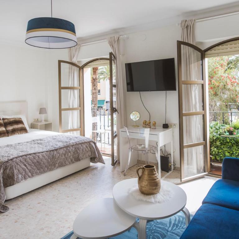 Apartamento Plaza de la Laguna by Dulce - Two-Bedroom Apartment - 1