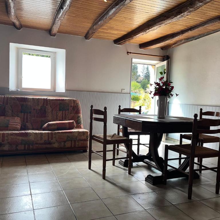 Petites maisons avec piscine - Casa con 1 Camera da Letto - 12