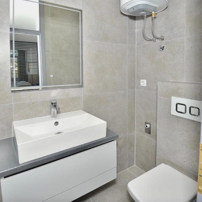 Rondo Premium Apartments - One-Bedroom Apartment - 11