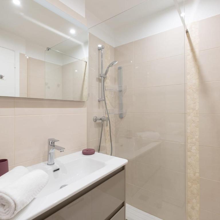 3-Br apartment near downtown Cannes Sea view parking - Appartement - 16