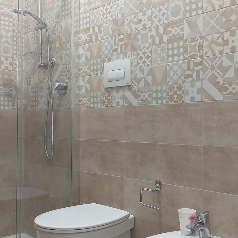 BERNINI Affittacamere - Guest House - Double Room with Private Bathroom - 12
