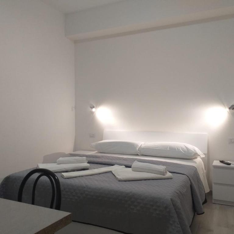 BERNINI Affittacamere - Guest House - Double Room with Private Bathroom - 6