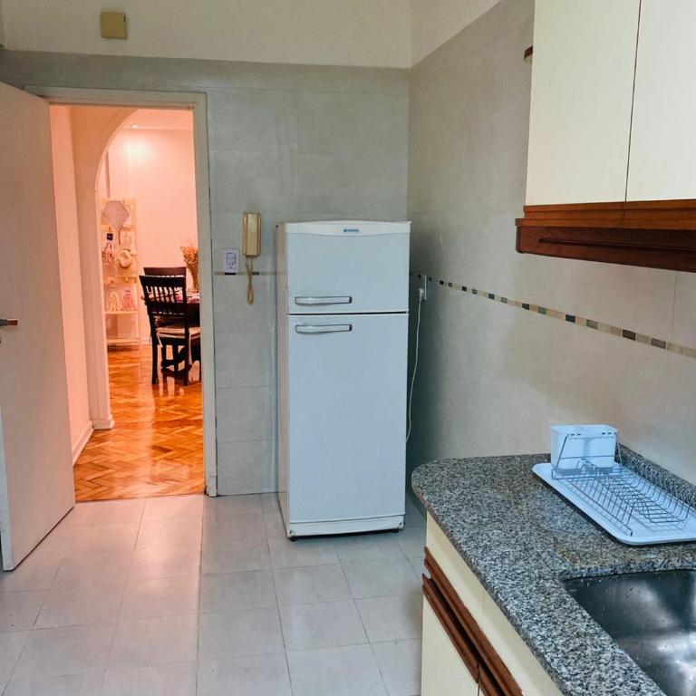 Departamento 3 ambientes con patio, terraza y parrila - Apartamento de 2 dormitorios - 6