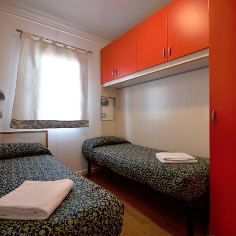 Agriturismo B&B Corte Tonolli - Casa Mobile Superior con 3 Camere da Letto - 8