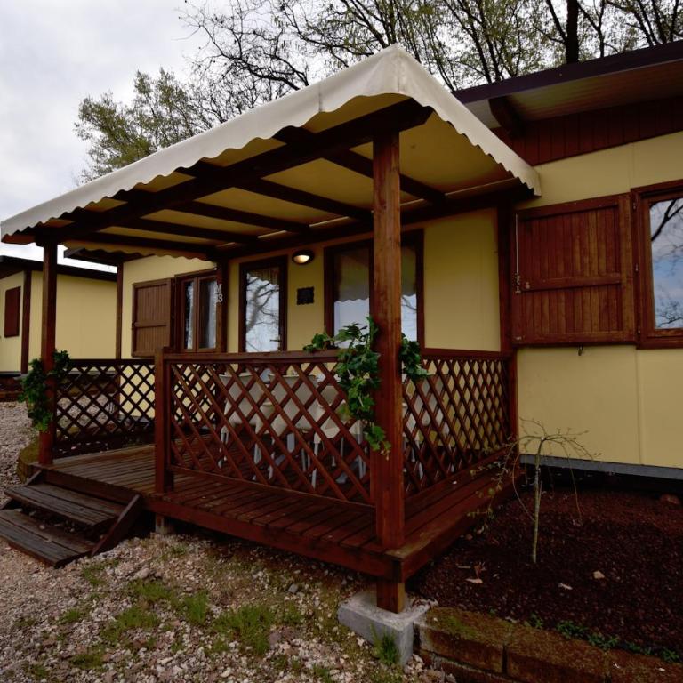 Agriturismo B&B Corte Tonolli - Casa Mobile Superior con 3 Camere da Letto - 2