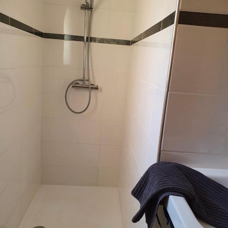 Villa au calme avec piscine privative - Villa 2 Chambres - 7