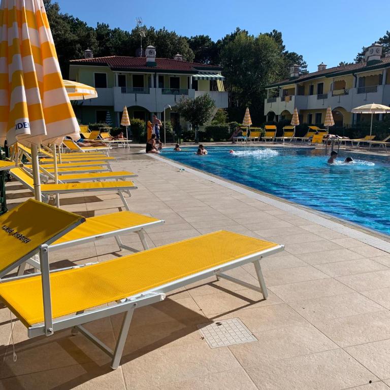 Jody Bibione, poolside apartment with garden - Appartamento - Piano Terra - 1