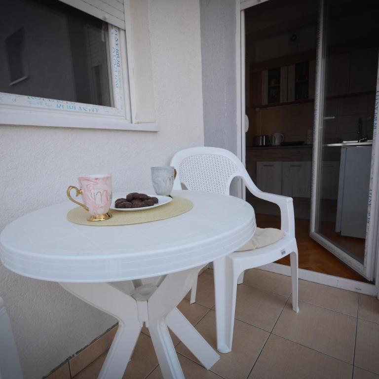 Apartman Nikolina - One-Bedroom Apartment - 5