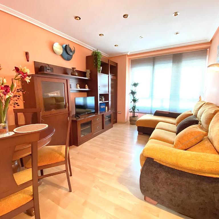 Apartamento a 50m Playa San Lorenzo Gijón Asturias Gijón - One-Bedroom Apartment - 1