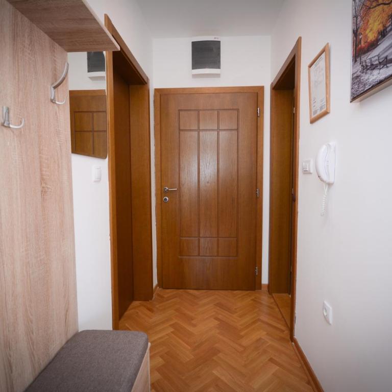 Apartman Nikolina - One-Bedroom Apartment - 50