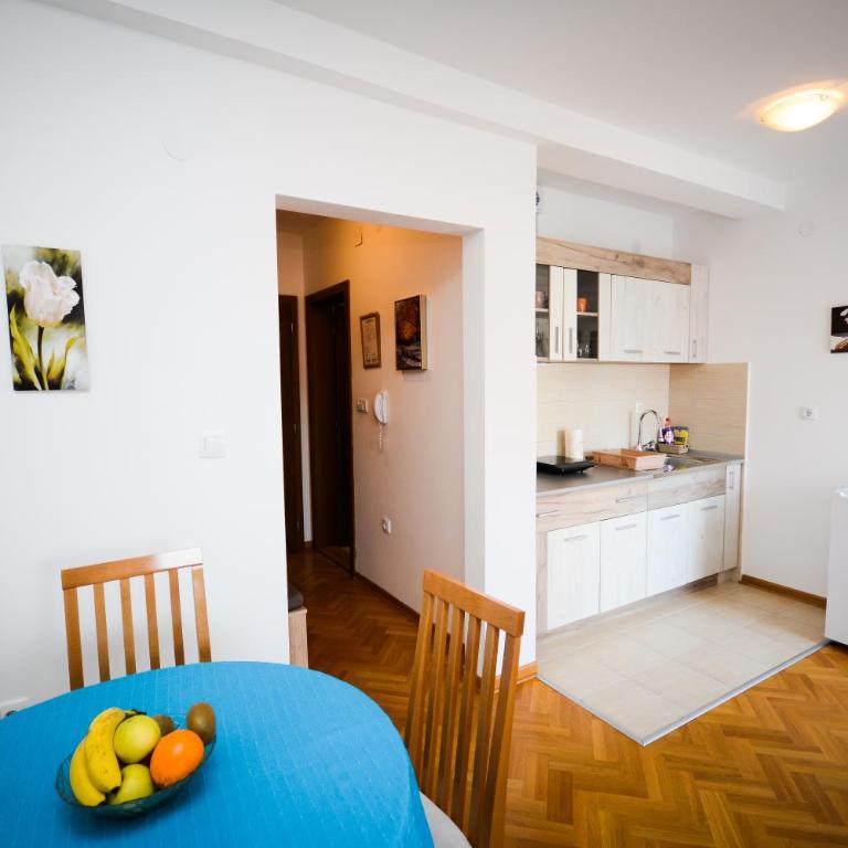 Apartman Nikolina - One-Bedroom Apartment - 52