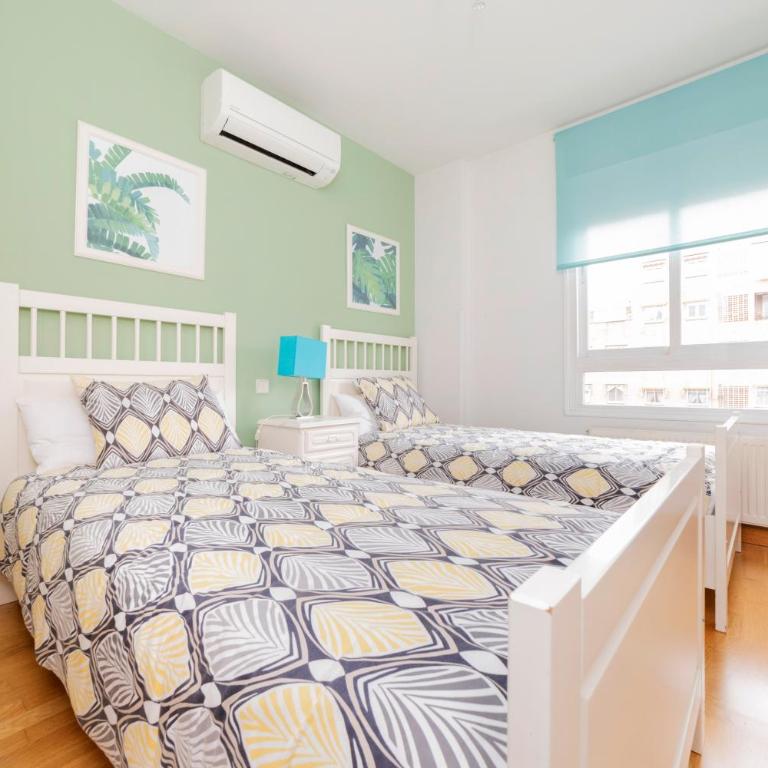 APARTAMENTO MADRID rio - Two-Bedroom Apartment - 8