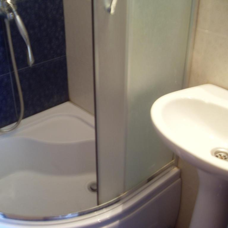 Guest House Sandra - Standard Triple Room with Sea View - 22