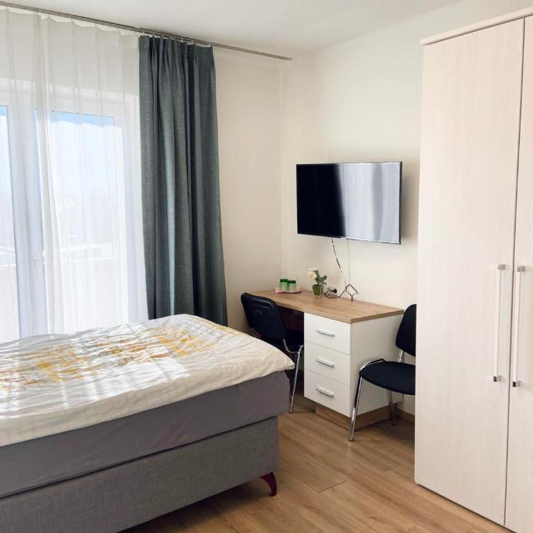 Apartment Birnbaum - Einzelzimmer mit Balkon - 9