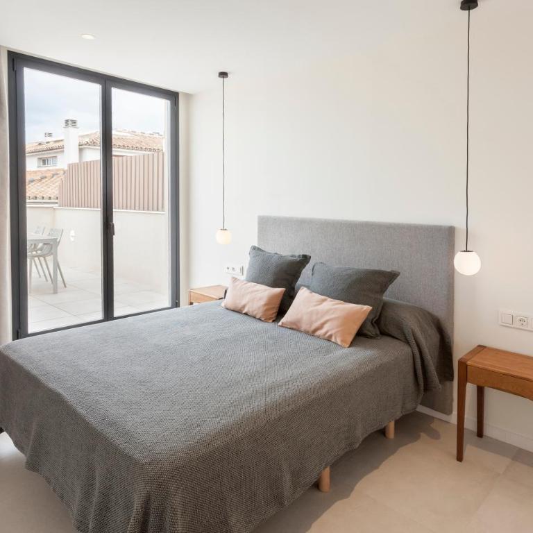 Apartamentos Málaga Premium - Calle Granada - Ático de 1 dormitorio con terraza - 3