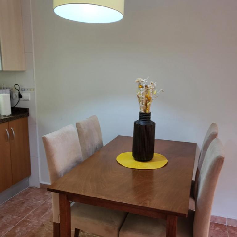 ¡Bajo precioso con salida directa a la piscina comunitaria en Paraíso de Vera! - Apartamento de 2 dormitorios - 23