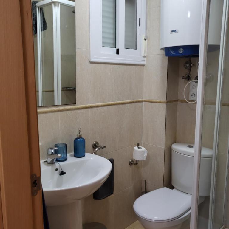 ¡Bajo precioso con salida directa a la piscina comunitaria en Paraíso de Vera! - Apartamento de 2 dormitorios - 40