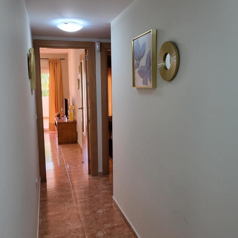¡Bajo precioso con salida directa a la piscina comunitaria en Paraíso de Vera! - Apartamento de 2 dormitorios - 41