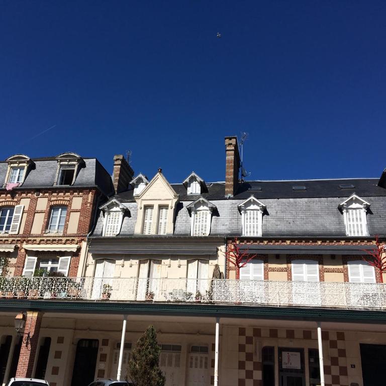 À deux pas du casino et de la plage Spacieux 2 pièces - Appartement 1 Chambre - 1